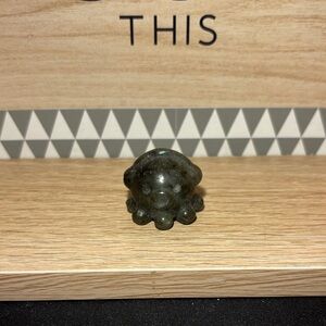 Labradorite Octopus (LABC12)